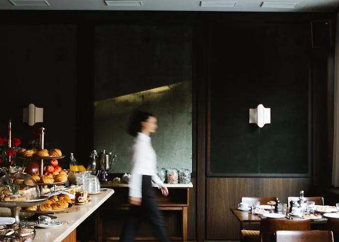 Parkhotel Mondschein, A Member Of Design מלון בולצאנו