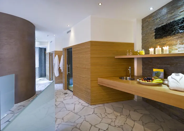 Hotel Parkhotel Mondschein, A Member Of Design Bolzano